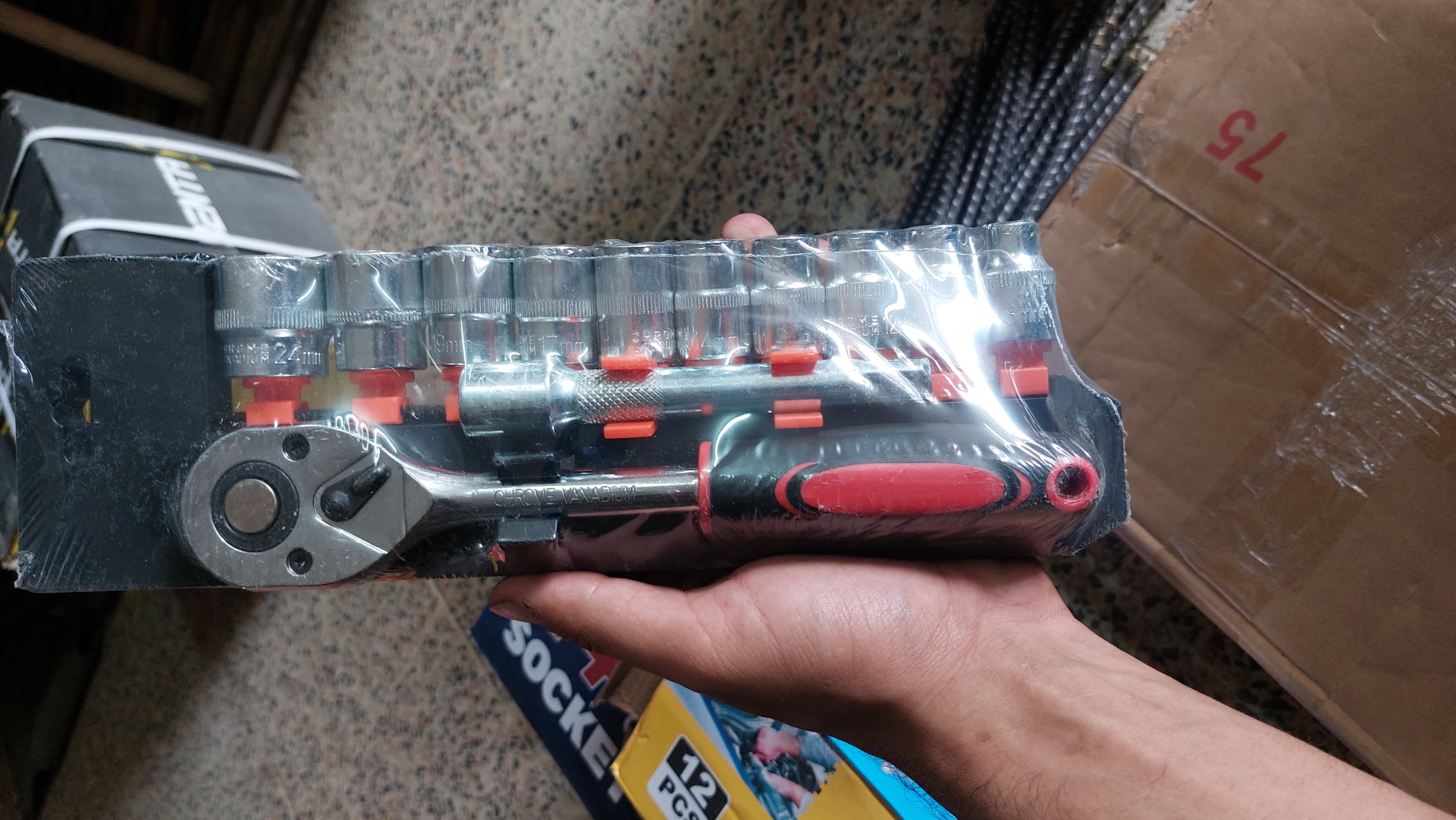 ست بکس ریلی 12 عددی درایو 1/2 اینچ هنسان HENNSAN مدل 12PCS. فشار قوی
